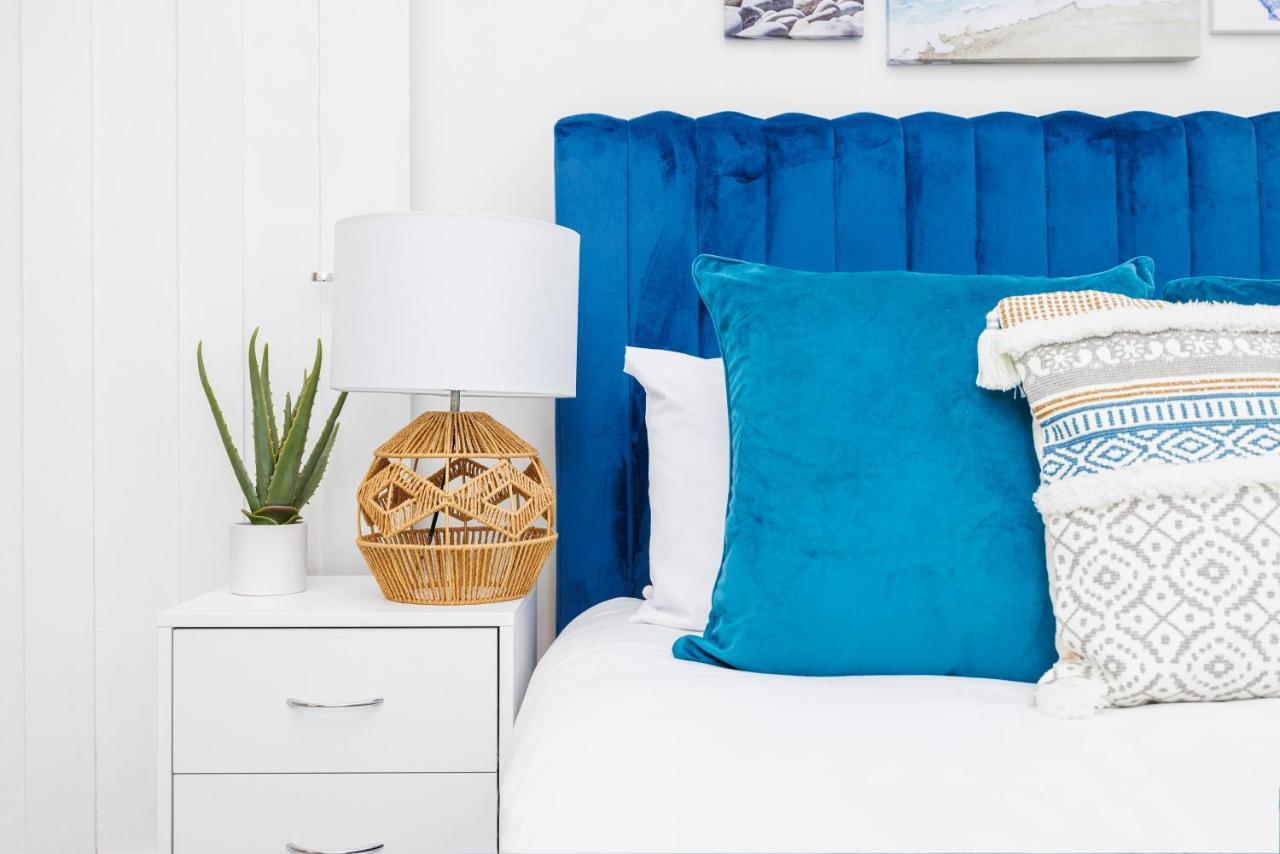 2 Bed Apartment Londra Dış mekan fotoğraf