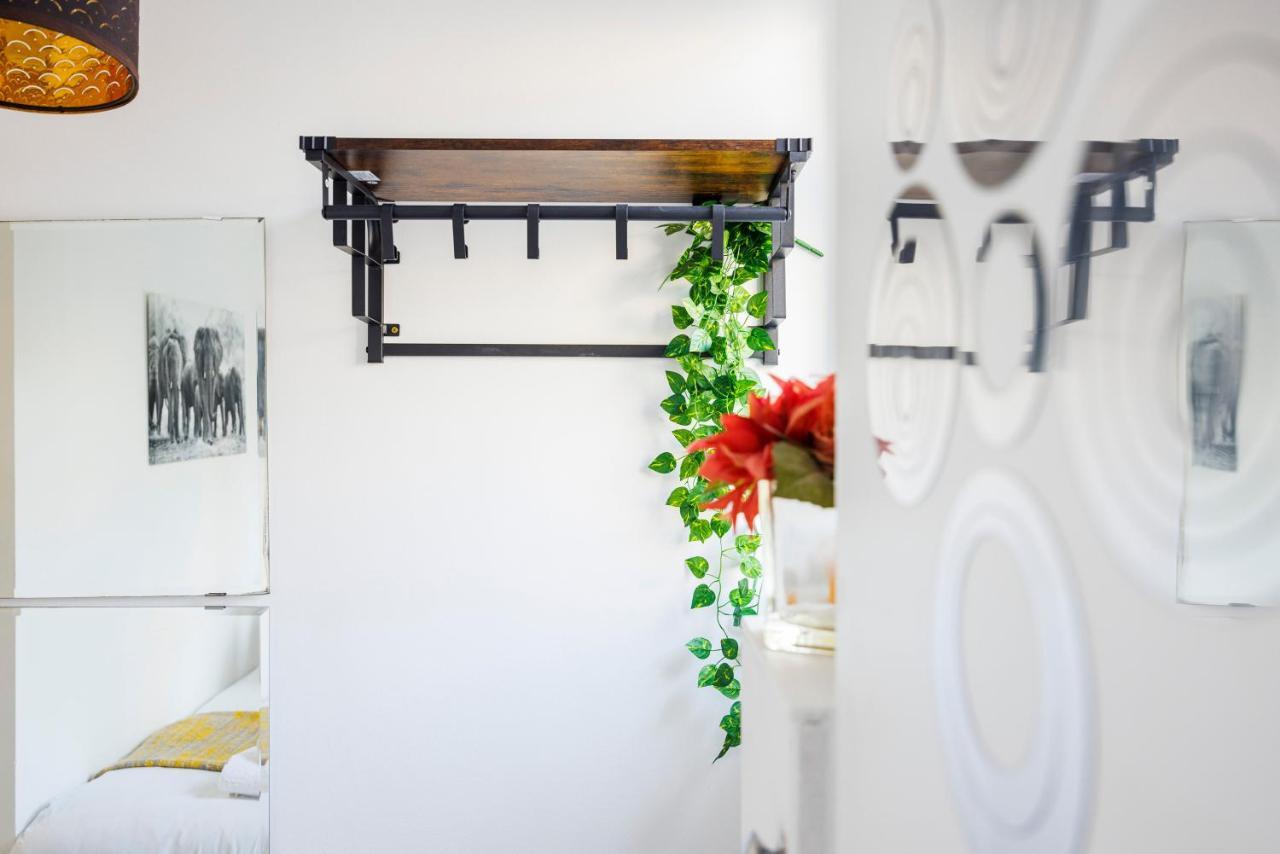 2 Bed Apartment Londra Dış mekan fotoğraf